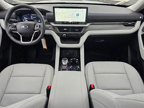 New 2026 Ford Explorer Platinum w/ LUX Leather Package image 9