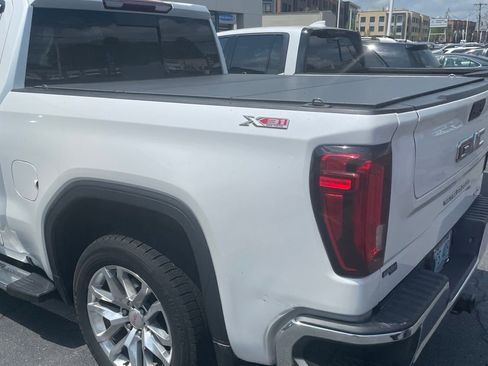 Used 2019 GMC Sierra 1500 SLT w/ SLT Premium Package AWD/4WD image 6