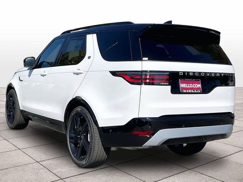 New 2026 Land Rover Discovery Limited Edition image 3