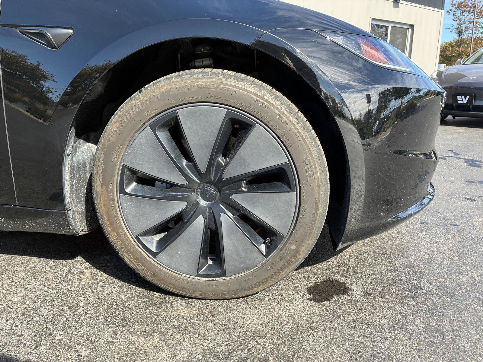 Used 2025 Tesla Model 3 Long Range RWD image 2