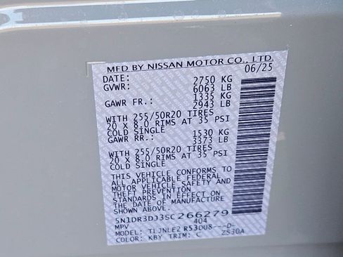 New 2025 Nissan Pathfinder Platinum w/ Cargo Package image 27