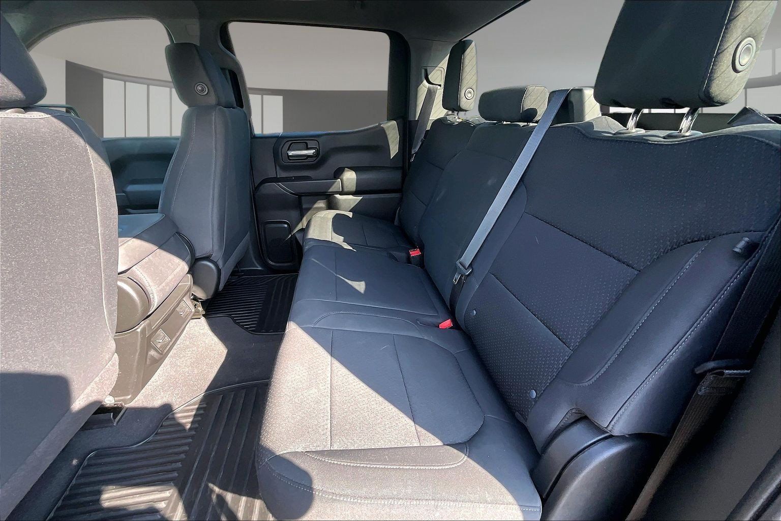 Used 2021 Chevrolet Silverado 1500 Custom AWD/4WD image 25