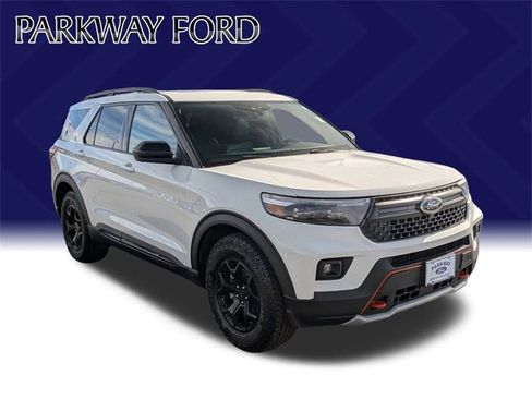 Used 2022 Ford Explorer Timberline w/ Timberline Technology Package image 3