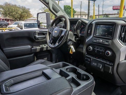 Used 2022 Chevrolet Silverado 2500 W/T w/ WT Convenience Package image 19