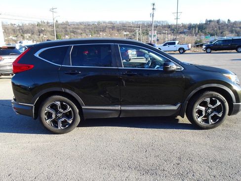 Used 2017 Honda CR-V Touring image 5