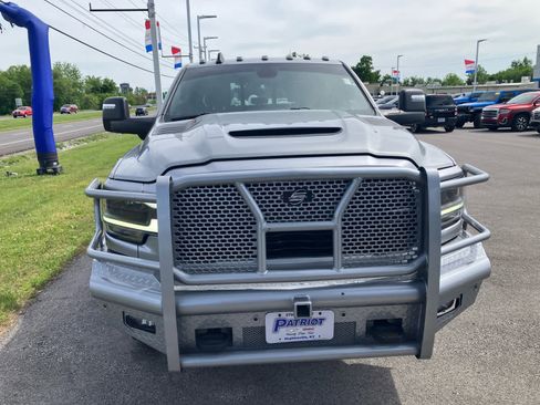 Used 2024 RAM 3500 Laramie w/ Night Edition AWD/4WD image 2