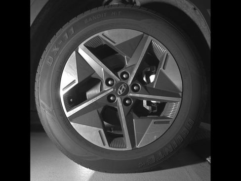 Used 2025 Hyundai Tucson SEL FWD image 10