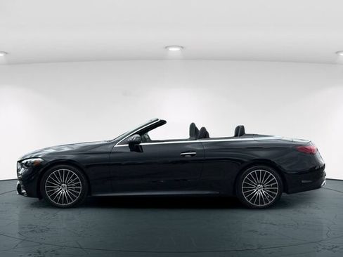 Used 2026 Mercedes-Benz CLE 300 4MATIC Cabriolet image 4