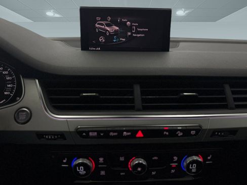 Used 2018 Audi Q7 2.0T Premium Plus w/ Premium Plus Package image 29