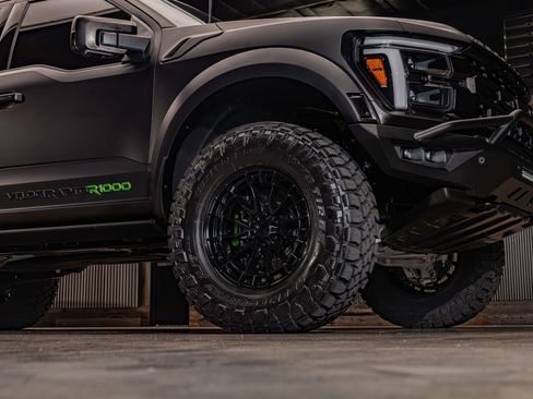 Used 2025 Ford F150 Raptor w/ Equipment Group 803A Raptor R AWD/4WD image 14