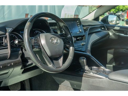 Used 2024 Toyota Camry SE FWD image 30