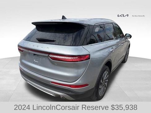 Used 2024 Lincoln Corsair Reserve FWD image 8