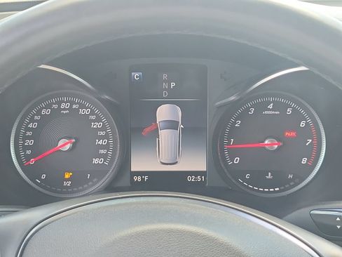 Used 2018 Mercedes-Benz GLC 300 4MATIC image 29