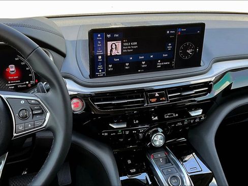 Used 2025 Acura MDX w/ Technology Package image 10
