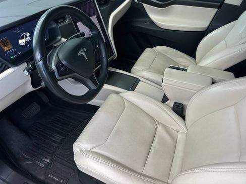 Used 2018 Tesla Model X 100D AWD/4WD image 9