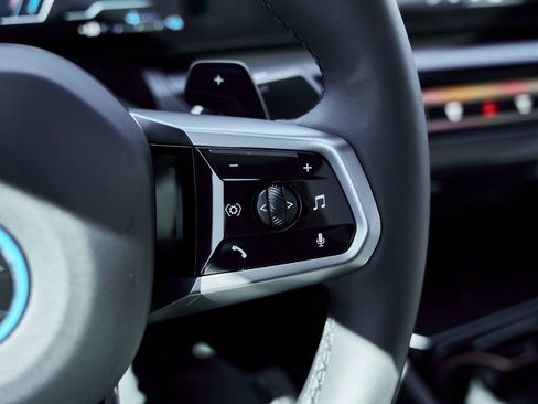 Used 2026 BMW 550e xDrive 550e xDrive image 56