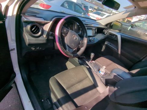 Used 2018 Toyota RAV4 LE w/ All Weather Liner Package AWD/4WD image 7