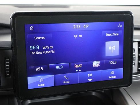 Used 2021 Ford Explorer XLT RWD image 30