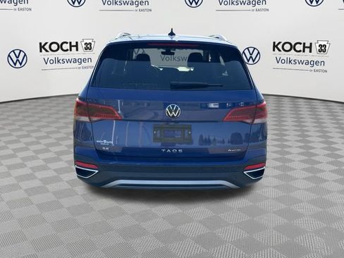Used 2024 Volkswagen Taos SE w/ Panoramic Sunroof Package AWD/4WD image 7