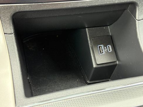 Used 2021 Ford Edge SEL w/ Cargo Accessory Package image 23