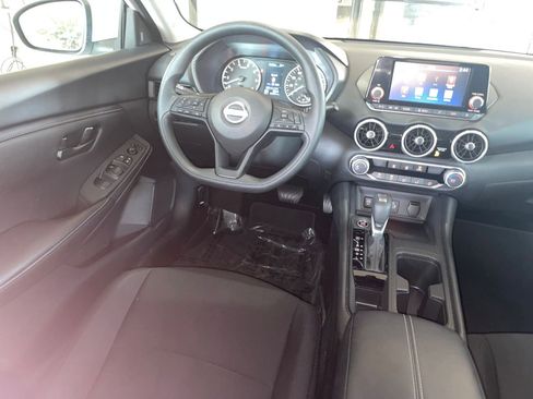 Used 2025 Nissan Sentra S image 32