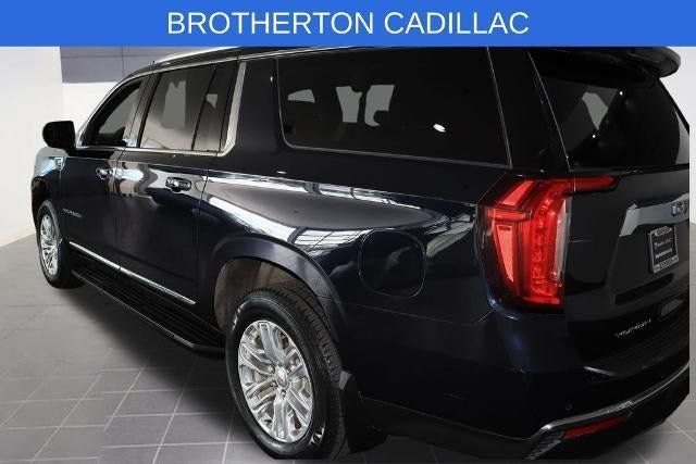 Used 2023 GMC Yukon XL SLT AWD/4WD image 3