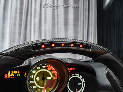 Used 2016 Ferrari California T RWD image 10