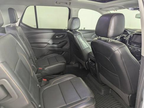 Used 2018 Chevrolet Traverse Premier w/ LPO, 'HIT The Road' Package AWD/4WD image 21