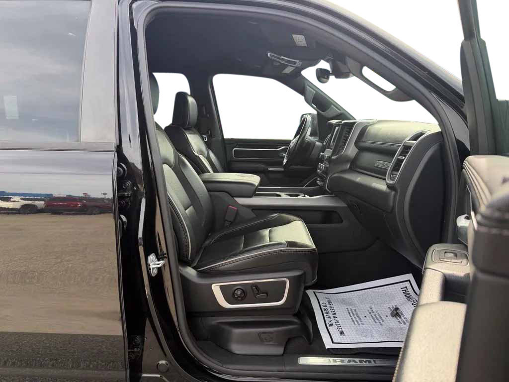 Used 2021 RAM 1500 Laramie w/ Sport Appearance Package AWD/4WD image 26