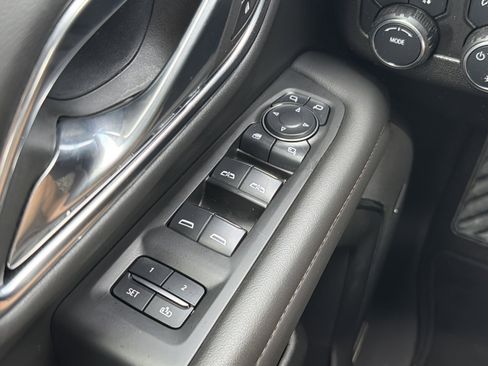 Used 2024 Chevrolet Tahoe High Country w/ Advanced Technology Package AWD/4WD image 18