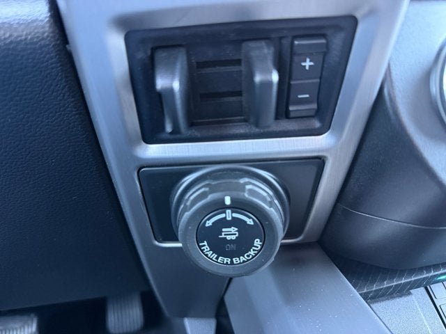 Used 2021 Ford F450 Platinum w/ FX4 Off-Road Package AWD/4WD image 20