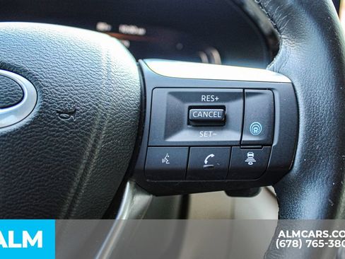 Used 2023 INFINITI QX60 Luxe w/ Performance Audio Package FWD image 23
