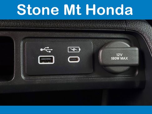 Used 2023 Honda Pilot Elite image 32
