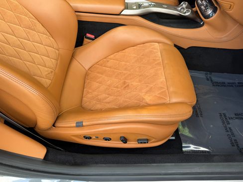 Used 2011 Ferrari California RWD image 52