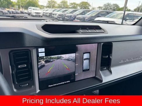 Used 2023 Ford Bronco Outer Banks AWD/4WD image 25