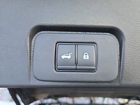 Certified 2023 Nissan Rogue SL image 11