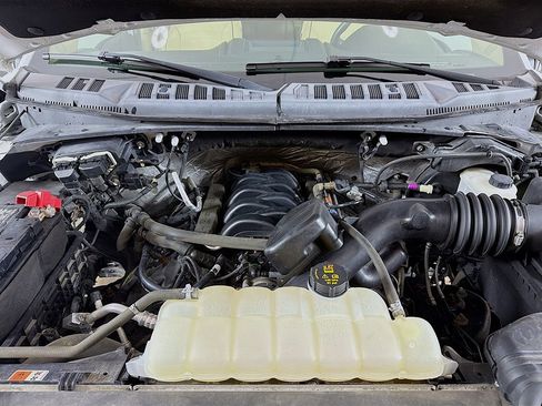 Used 2015 Ford F150 Lariat image 17