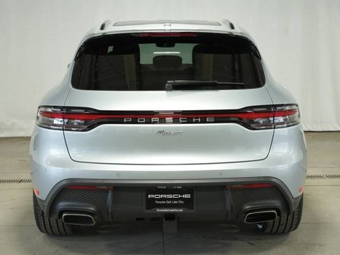 New 2026 Porsche Macan image 12