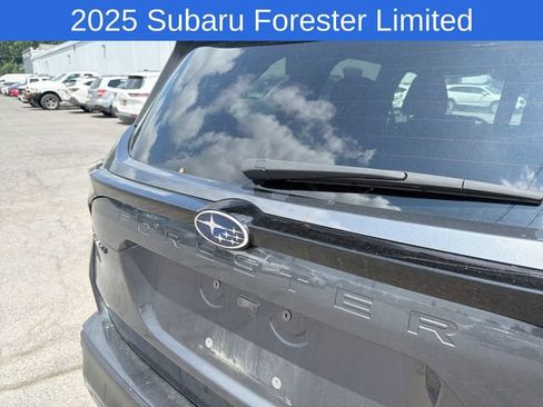 Used 2025 Subaru Forester Limited AWD/4WD image 16