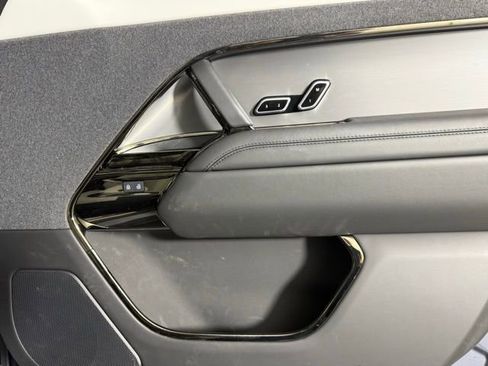 Used 2025 Land Rover Range Rover Sport Dynamic SE AWD/4WD image 31