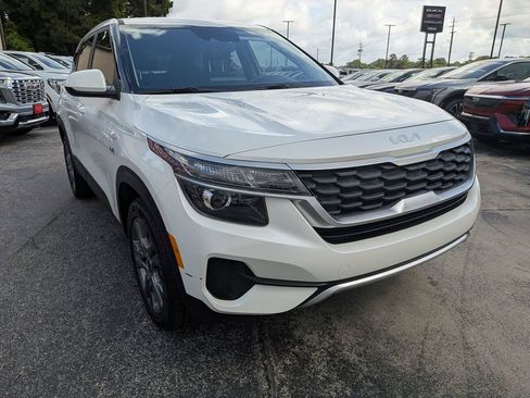 Used 2022 Kia Seltos LX AWD/4WD image 5