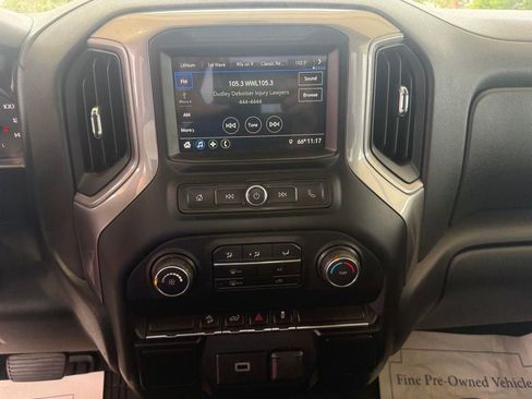 Used 2019 Chevrolet Silverado 1500 Custom Trail Boss w/ Custom Convenience Package AWD/4WD image 27