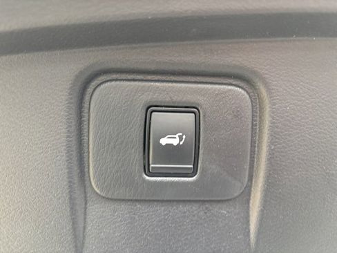 Used 2021 Nissan Murano SL w/ SL Moonroof Package image 11