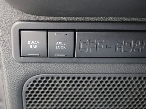 Used 2017 Jeep Wrangler Unlimited Rubicon w/ Dual Top Group image 30