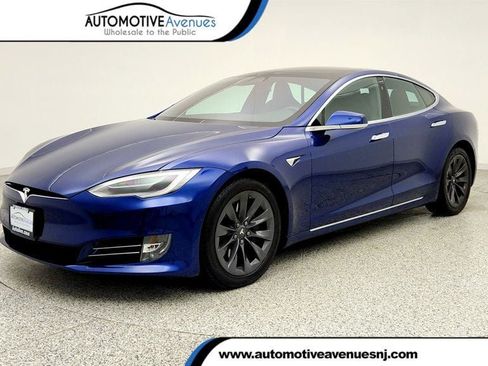 Used 2018 Tesla Model S 100D image 1