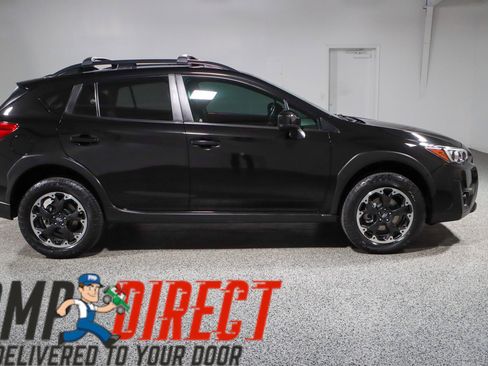 Used 2021 Subaru Crosstrek 2.0i Premium image 6