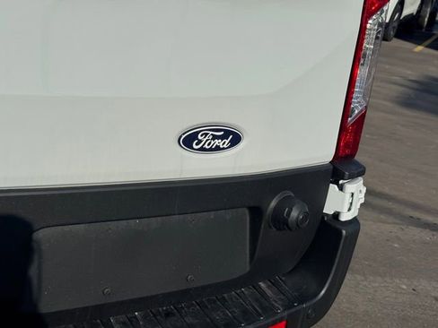 New 2026 Ford Transit 250 148 Medium Roof Extended AWD image 9