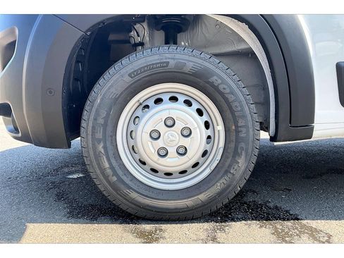 New 2026 RAM ProMaster 2500 w/ Advanced Safety Group FWD image 12