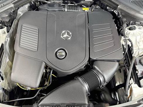 Used 2026 Mercedes-Benz GLC 300 4MATIC image 29