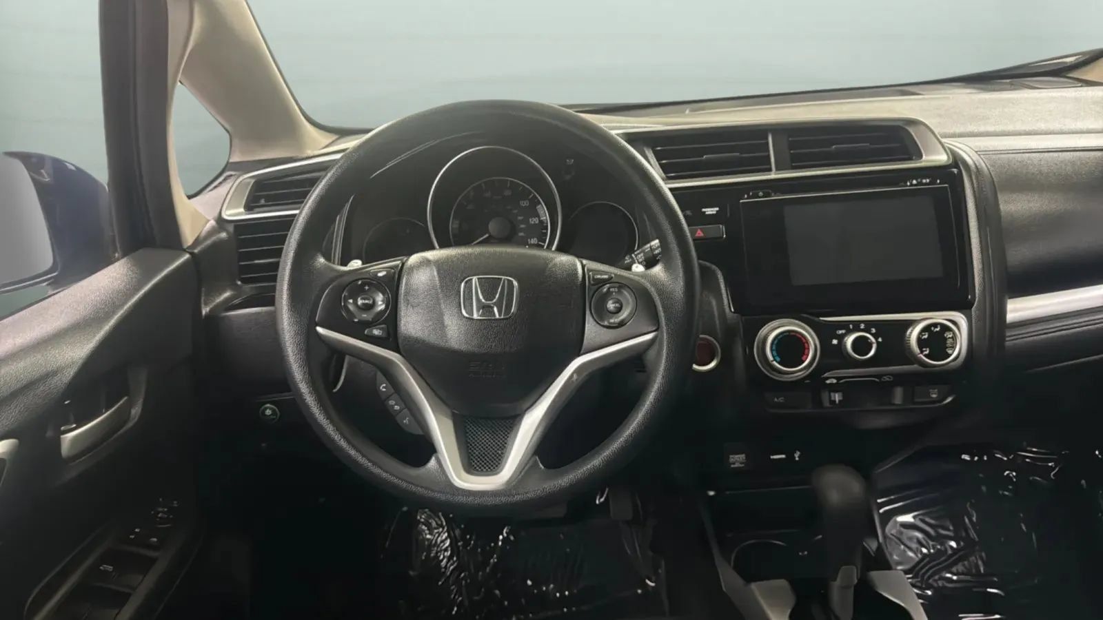 Used 2016 Honda Fit EX image 11